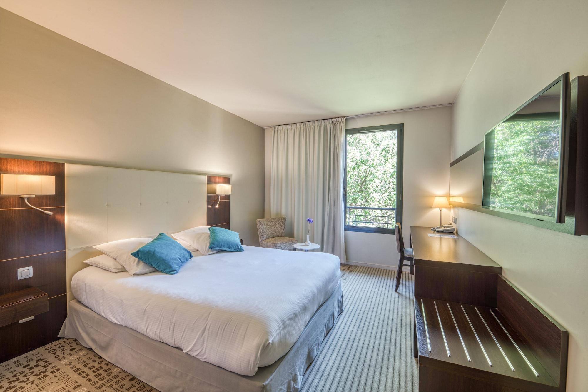 Mercure Aix-En-Provence La Duranne Gare Tgv Εξωτερικό φωτογραφία