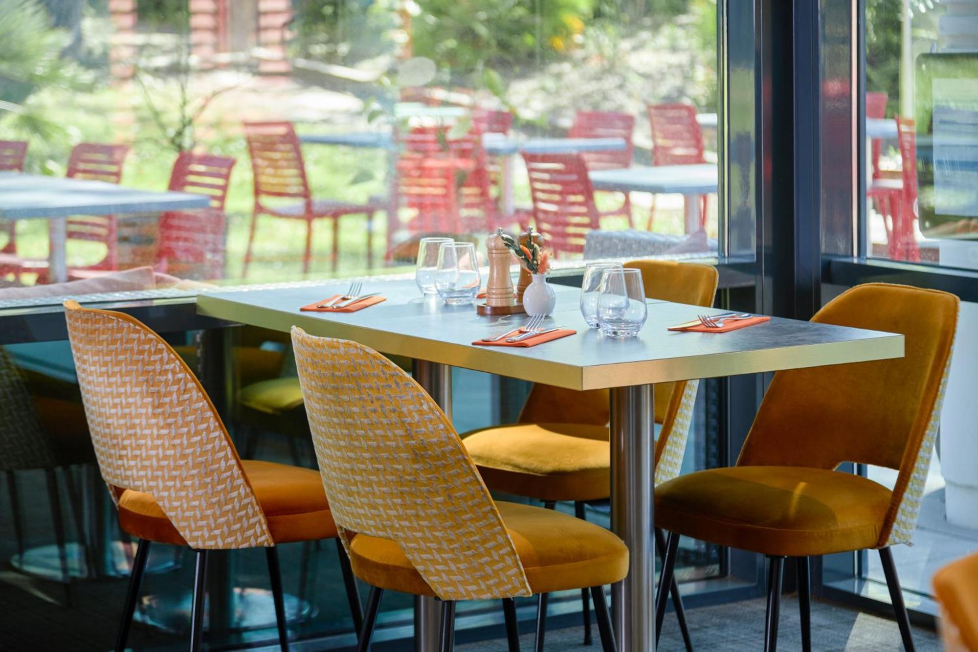 Mercure Aix-En-Provence La Duranne Gare Tgv Εξωτερικό φωτογραφία